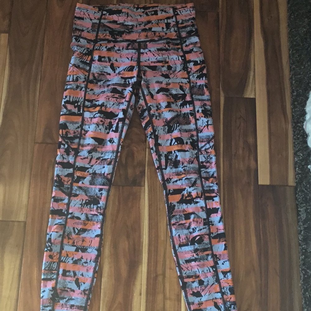 Lululemon speed up tight?